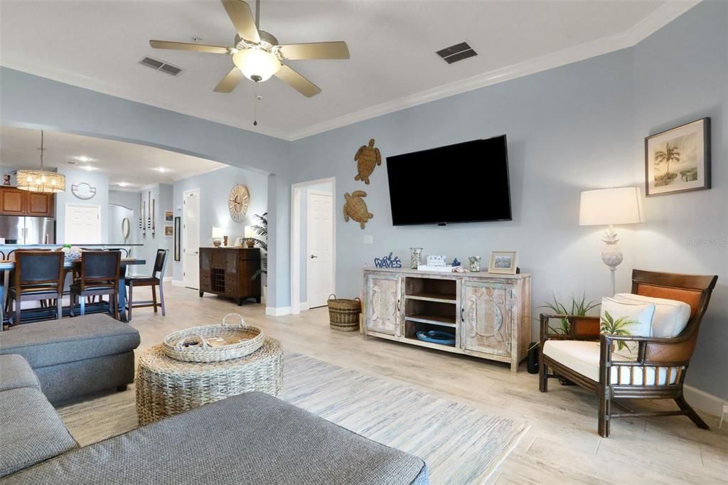 待售: $875,000 (3 贝兹, 2 浴室, 1682 平方英尺)