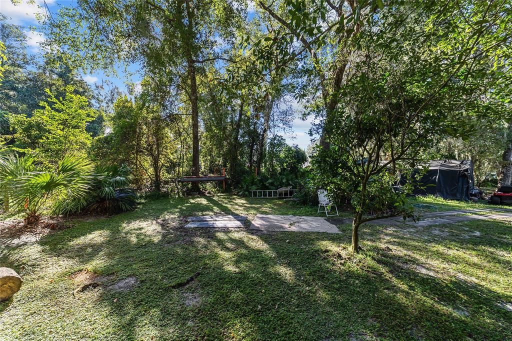 Active With Contract: $199,000 (3 beds, 1 baths, 1074 Square Feet)