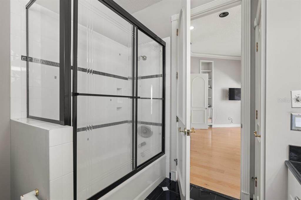 待售: $2,995,000 (4 贝兹, 4 浴室, 6498 平方英尺)