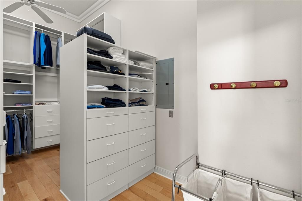 待售: $2,995,000 (4 贝兹, 4 浴室, 6498 平方英尺)