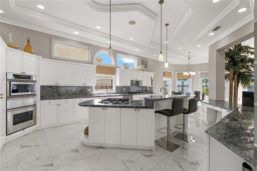 待售: $2,995,000 (4 贝兹, 4 浴室, 6498 平方英尺)