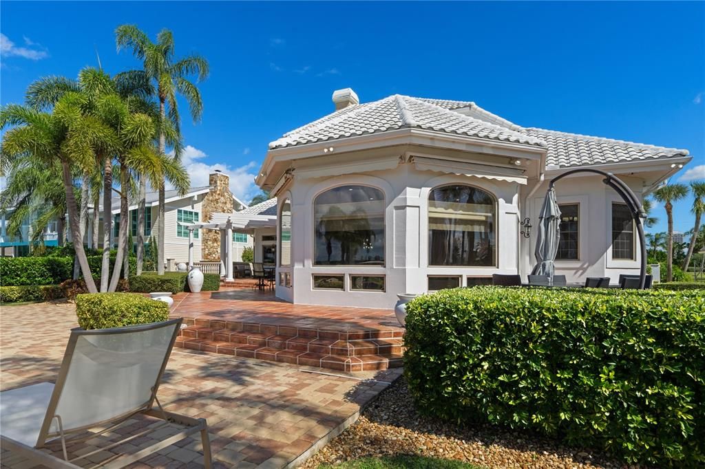 待售: $2,995,000 (4 贝兹, 4 浴室, 6498 平方英尺)