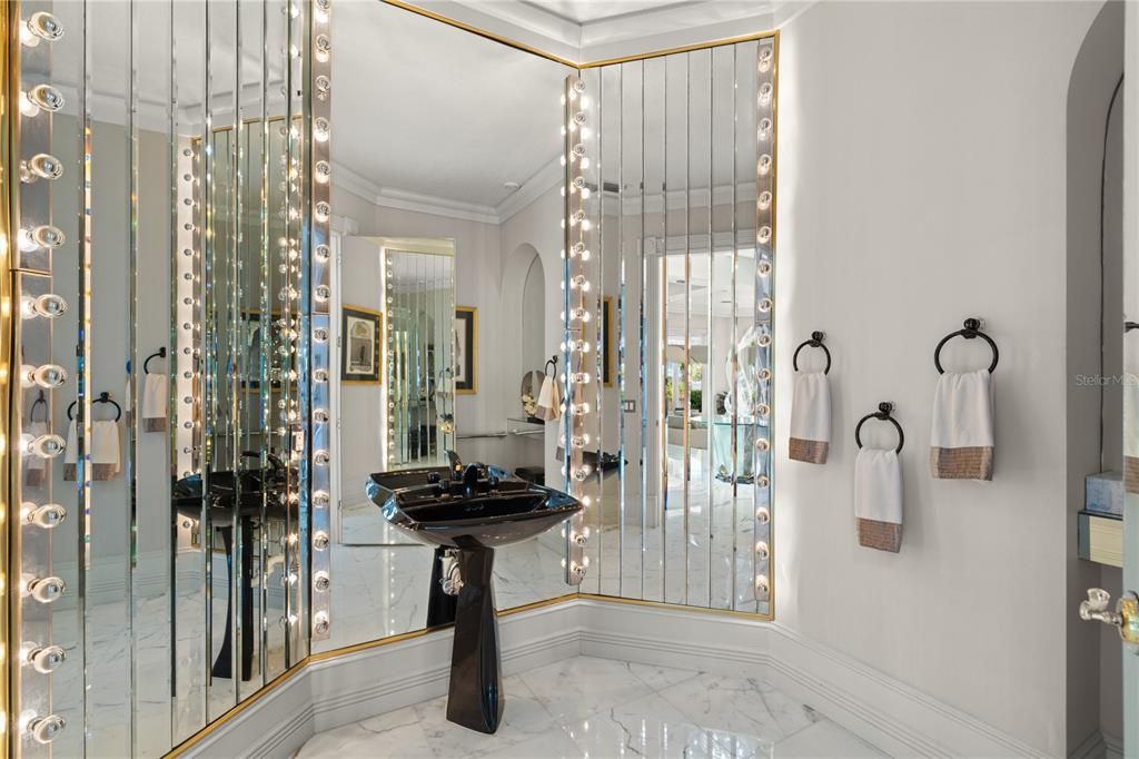 待售: $2,995,000 (4 贝兹, 4 浴室, 6498 平方英尺)