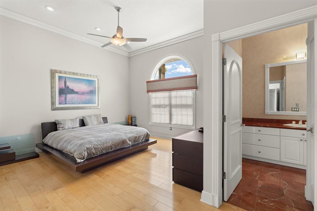 待售: $2,995,000 (4 贝兹, 4 浴室, 6498 平方英尺)