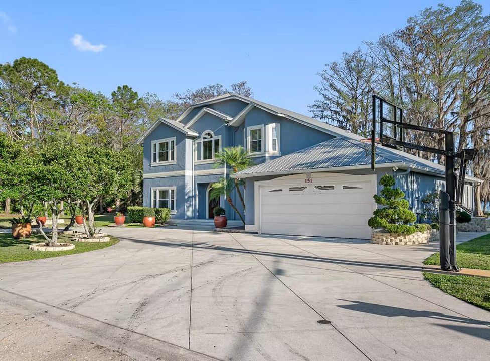 En Venta: $1,050,000 (4 camas, 3 baños, 3692 Pies cuadrados)