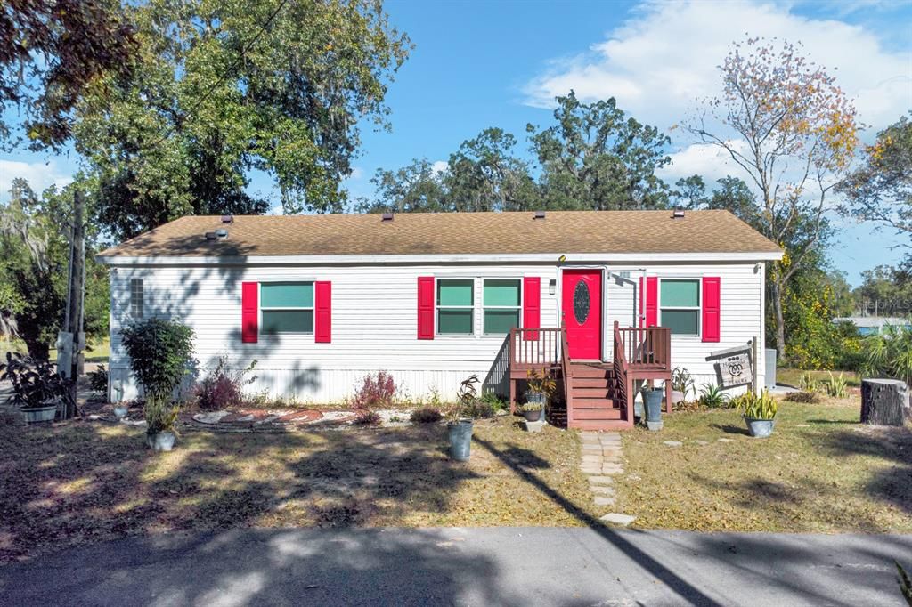 На продажу: $379,999 (3 спален, 2 ванн, 1296 Квадратных фут)