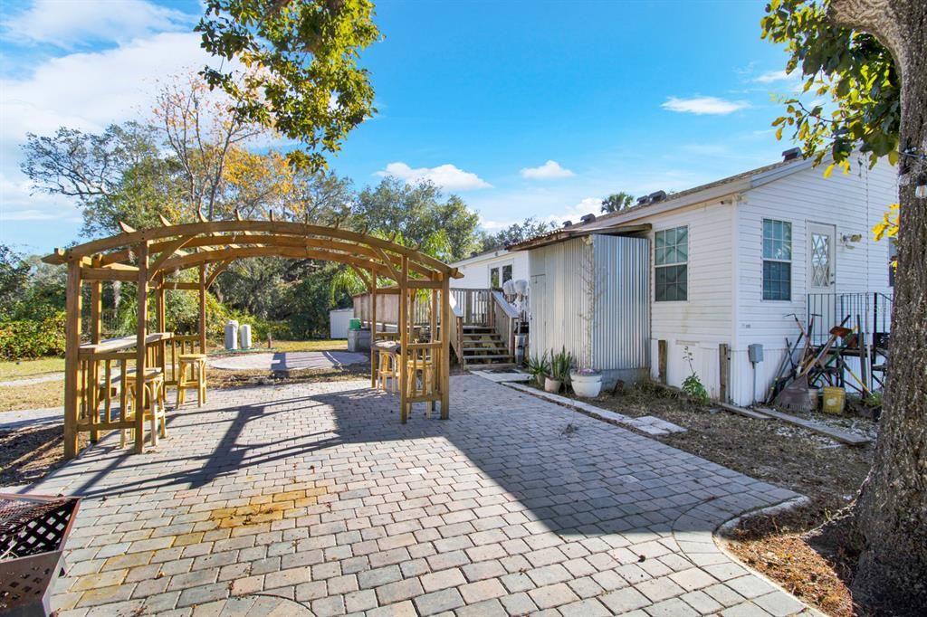 На продажу: $379,999 (3 спален, 2 ванн, 1296 Квадратных фут)