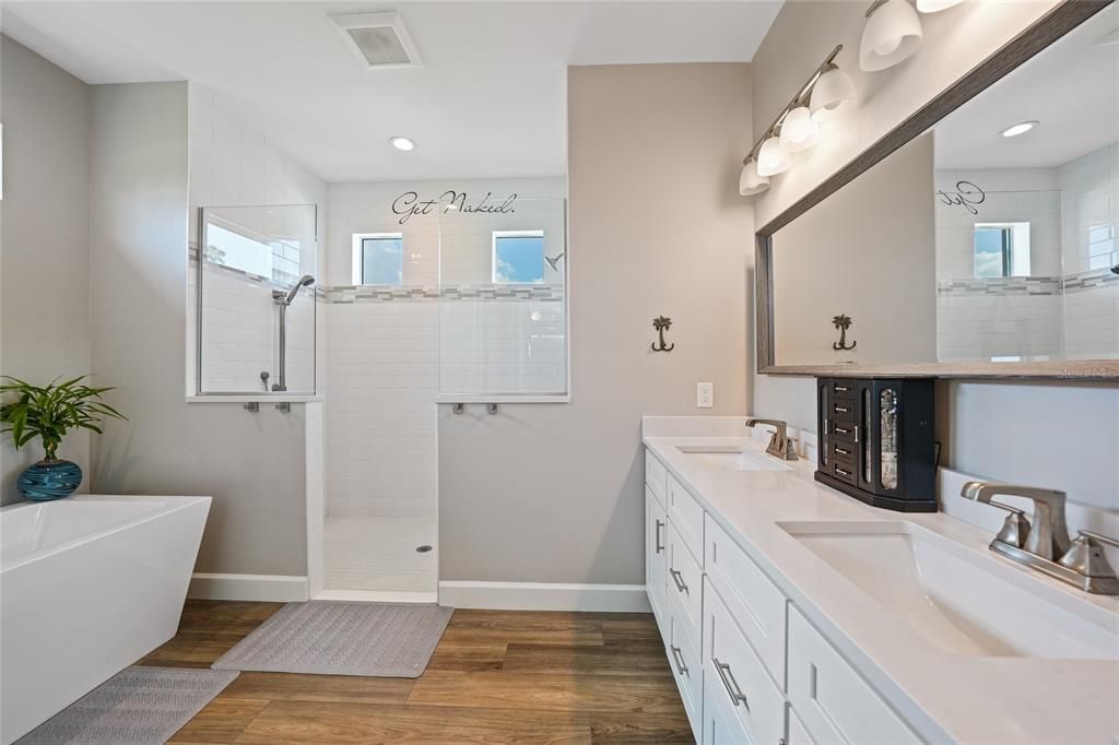 For Sale: $625,000 (3 beds, 2 baths, 1840 Square Feet)