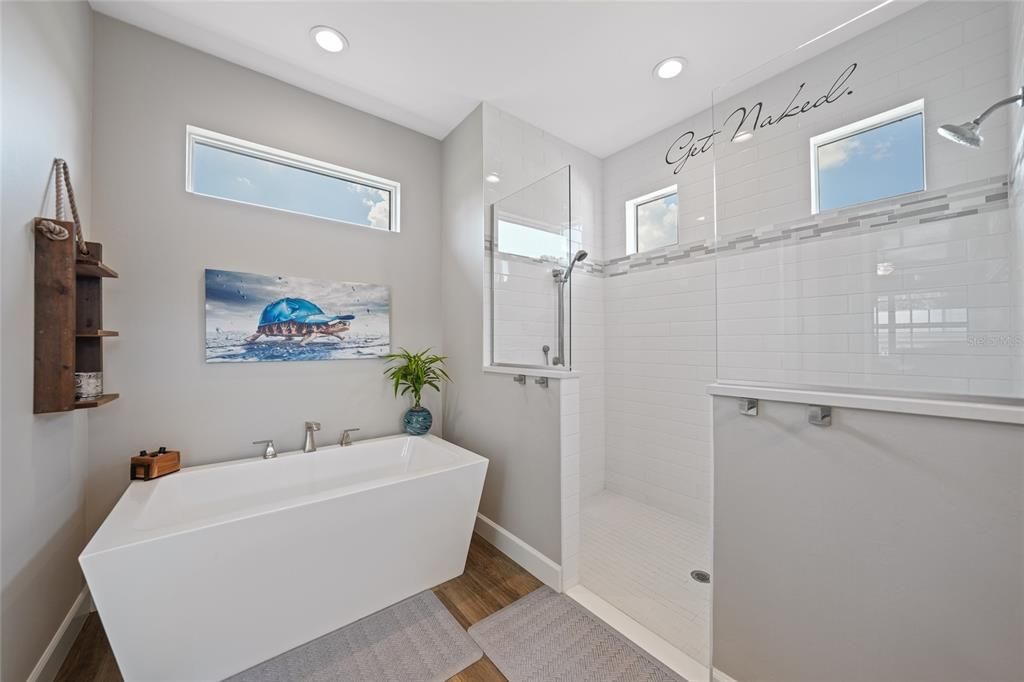 For Sale: $625,000 (3 beds, 2 baths, 1840 Square Feet)