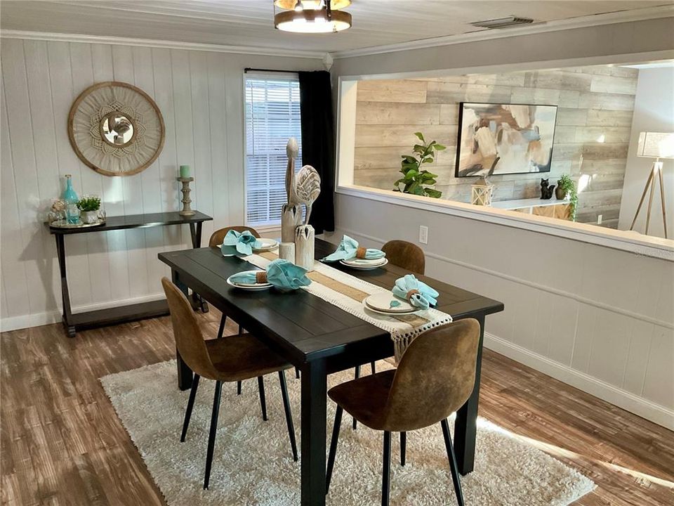 For Sale: $370,000 (3 beds, 2 baths, 1755 Square Feet)