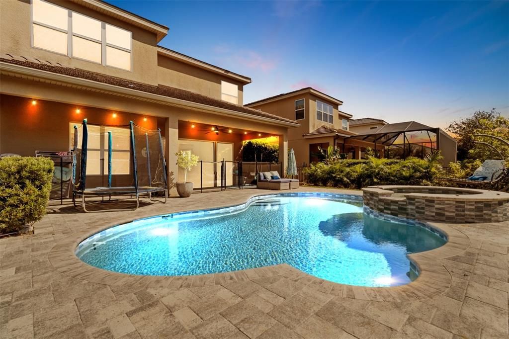 待售: $799,000 (5 贝兹, 4 浴室, 3381 平方英尺)