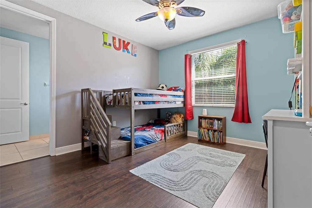 待售: $799,000 (5 贝兹, 4 浴室, 3381 平方英尺)