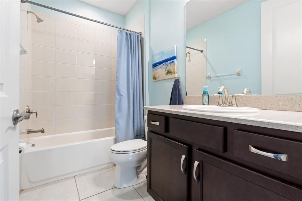 待售: $799,000 (5 贝兹, 4 浴室, 3381 平方英尺)