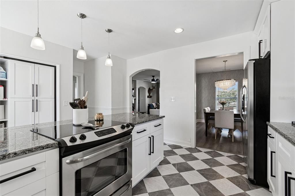 For Sale: $637,500 (4 beds, 2 baths, 1676 Square Feet)