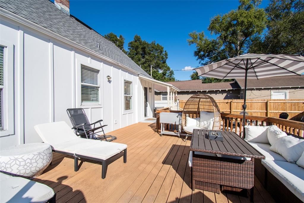 For Sale: $637,500 (4 beds, 2 baths, 1676 Square Feet)