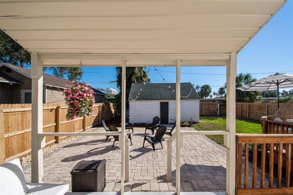 For Sale: $637,500 (4 beds, 2 baths, 1676 Square Feet)