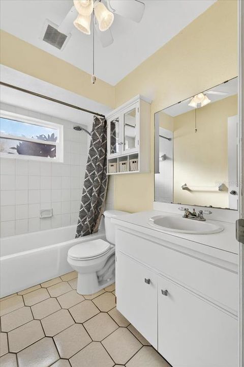 Active With Contract: $399,000 (3 beds, 2 baths, 1450 Square Feet)