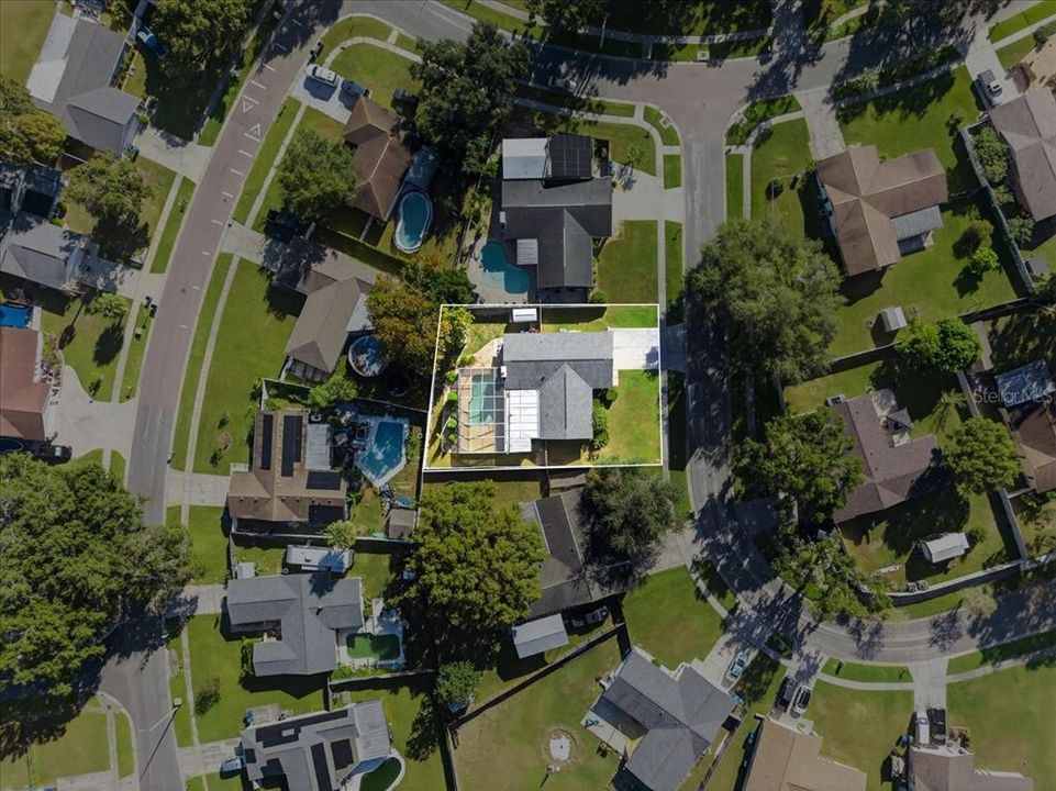 Active With Contract: $399,000 (3 beds, 2 baths, 1450 Square Feet)