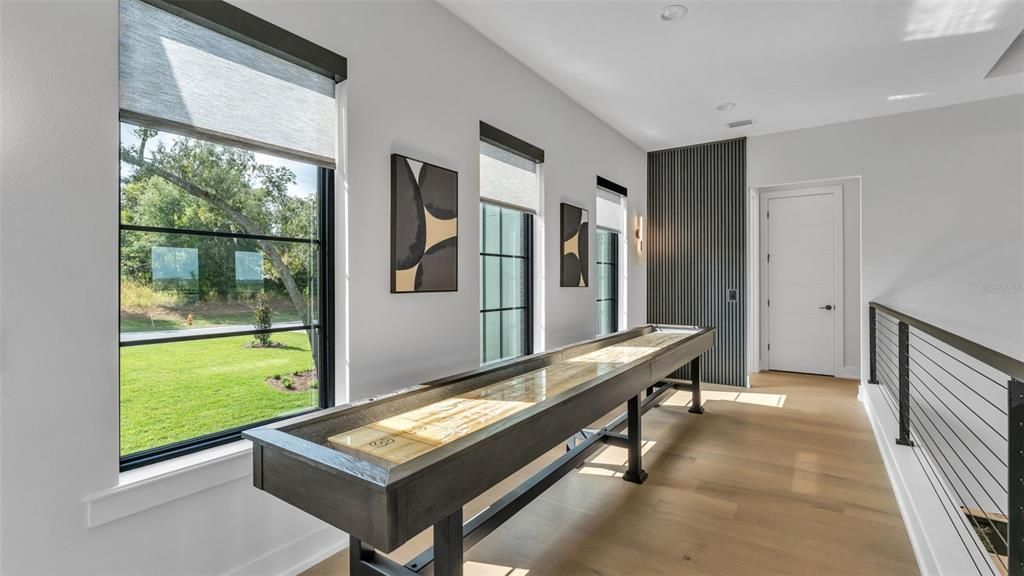 For Sale: $2,192,000 (5 beds, 4 baths, 4436 Square Feet)