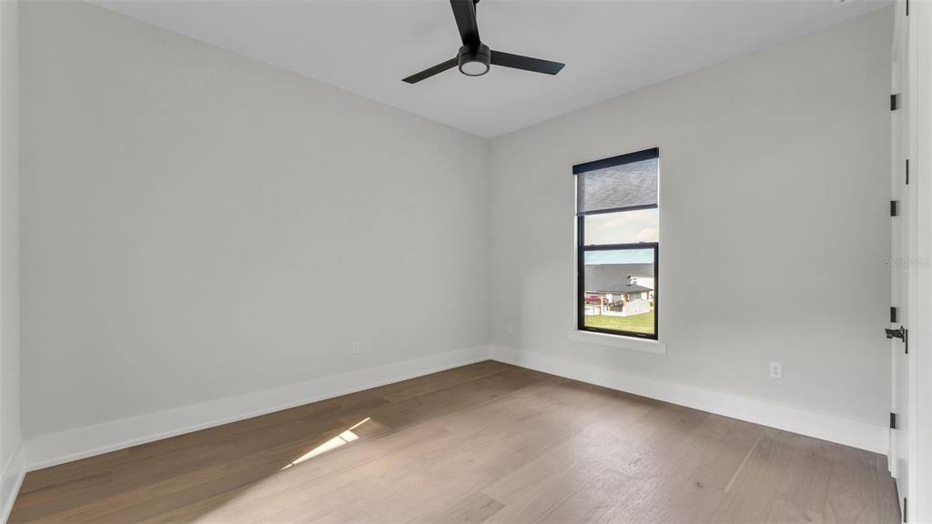 For Sale: $2,192,000 (5 beds, 4 baths, 4436 Square Feet)