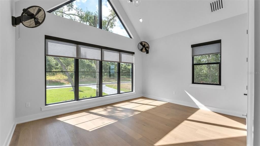 For Sale: $2,192,000 (5 beds, 4 baths, 4436 Square Feet)