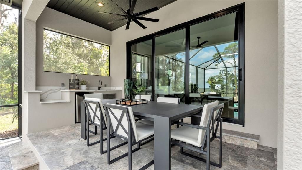 For Sale: $2,192,000 (5 beds, 4 baths, 4436 Square Feet)