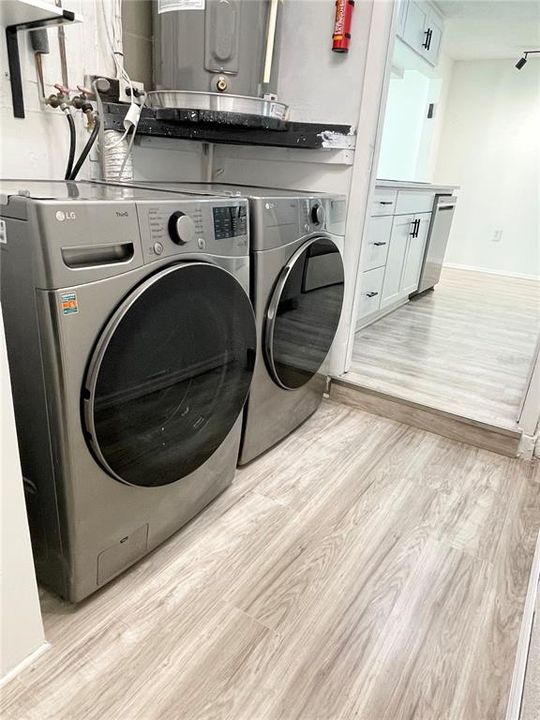 For Rent: $1,750 (3 beds, 1 baths, 864 Square Feet)