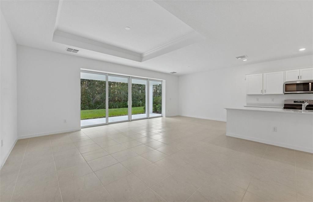 Active With Contract: $484,590 (4 beds, 3 baths, 2894 Square Feet)