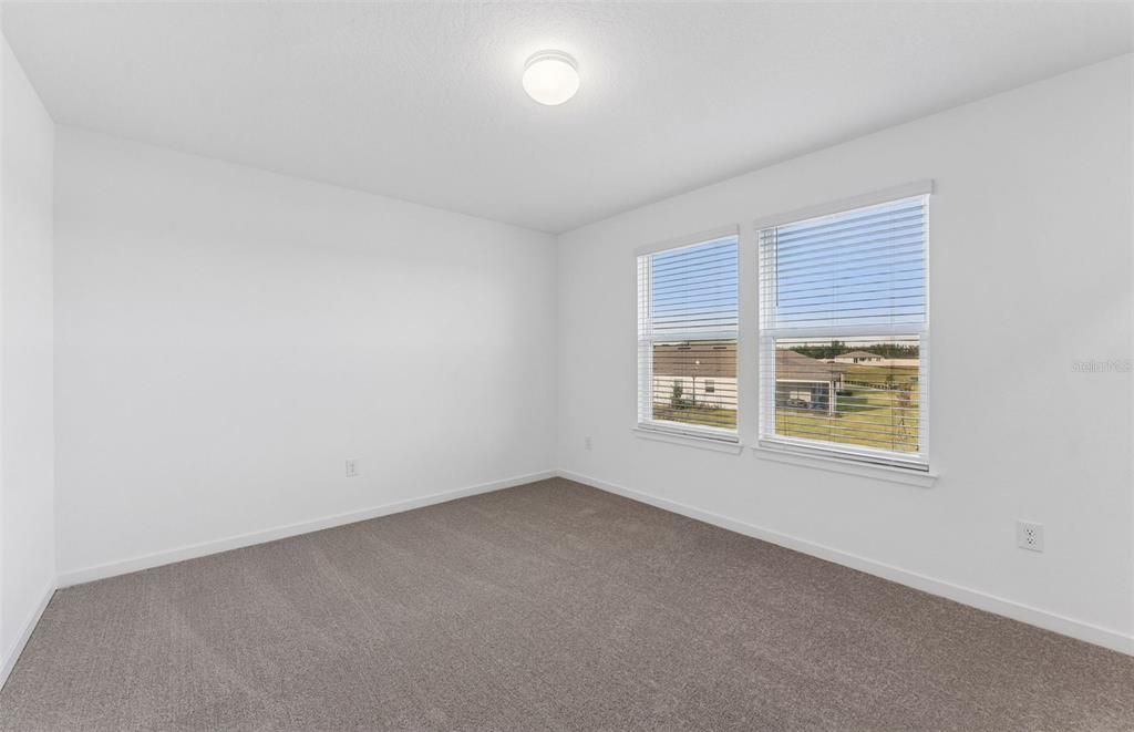 Active With Contract: $484,590 (4 beds, 3 baths, 2894 Square Feet)