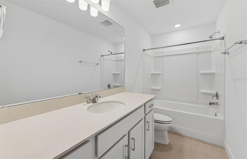 Active With Contract: $484,590 (4 beds, 3 baths, 2894 Square Feet)