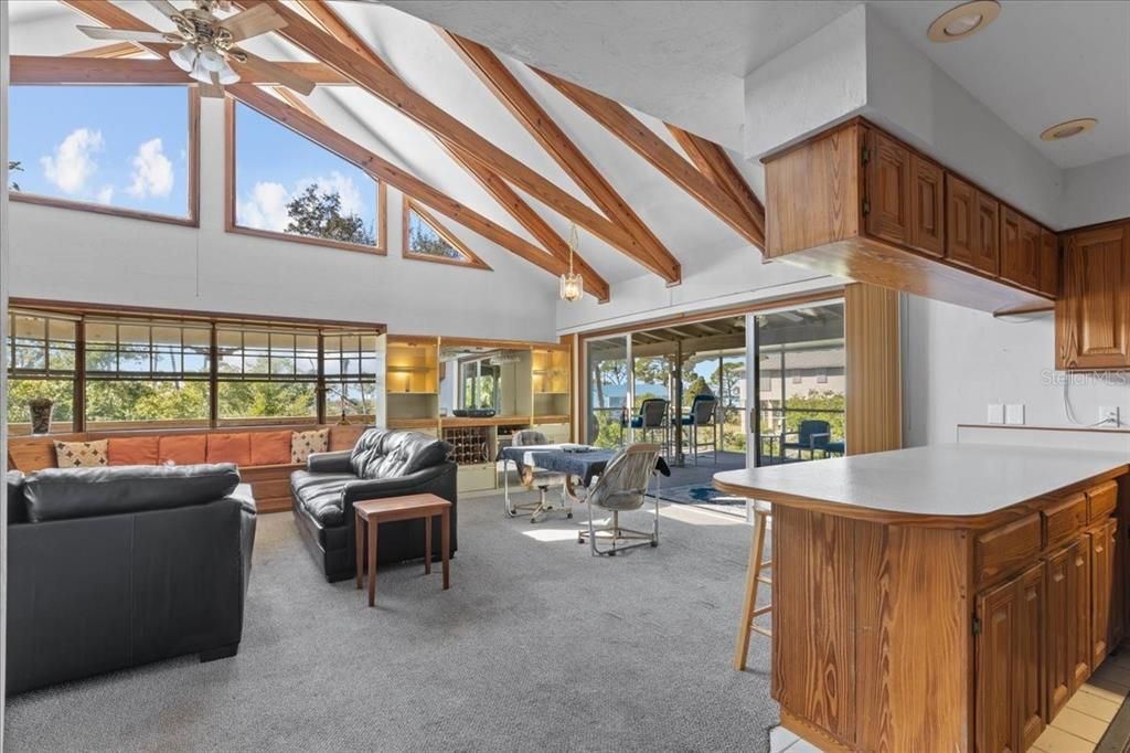 待售: $624,300 (2 贝兹, 2 浴室, 2184 平方英尺)