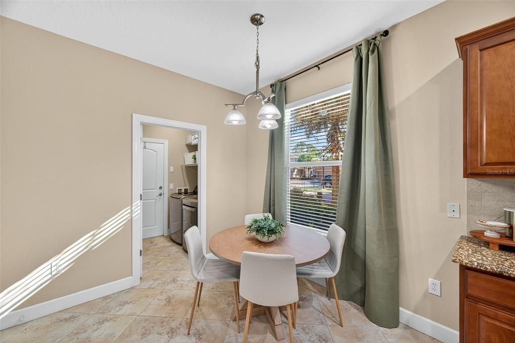 For Sale: $549,000 (5 beds, 3 baths, 2950 Square Feet)