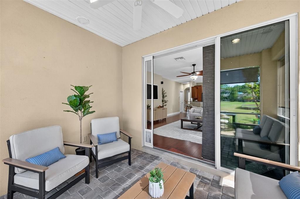 For Sale: $549,000 (5 beds, 3 baths, 2950 Square Feet)