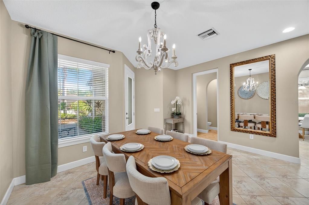 For Sale: $549,000 (5 beds, 3 baths, 2950 Square Feet)