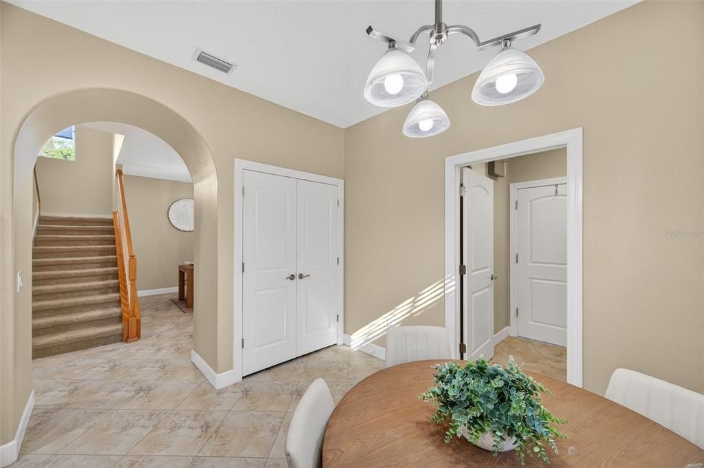 For Sale: $549,000 (5 beds, 3 baths, 2950 Square Feet)