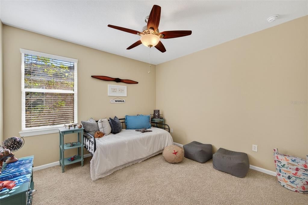 For Sale: $549,000 (5 beds, 3 baths, 2950 Square Feet)