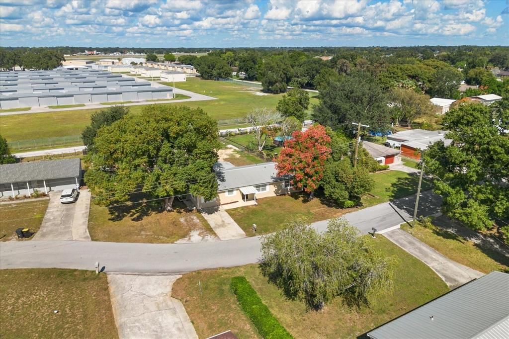 Под контрактом: $244,900 (3 спален, 2 ванн, 1740 Квадратных фут)