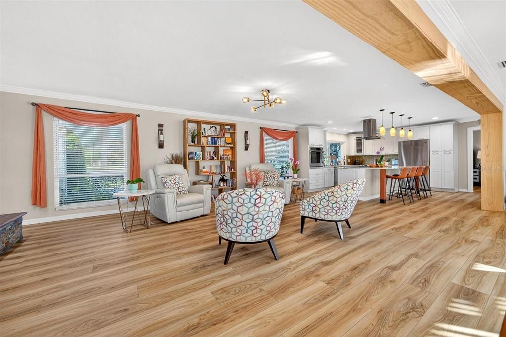 На продажу: $784,900 (4 спален, 3 ванн, 2799 Квадратных фут)