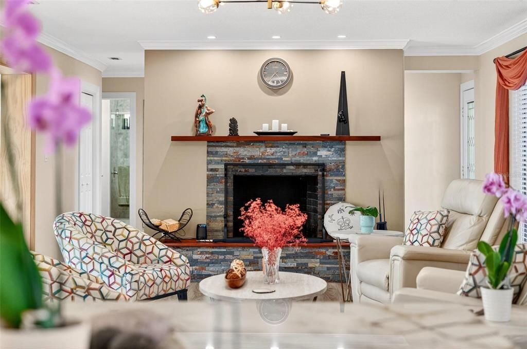 На продажу: $784,900 (4 спален, 3 ванн, 2799 Квадратных фут)