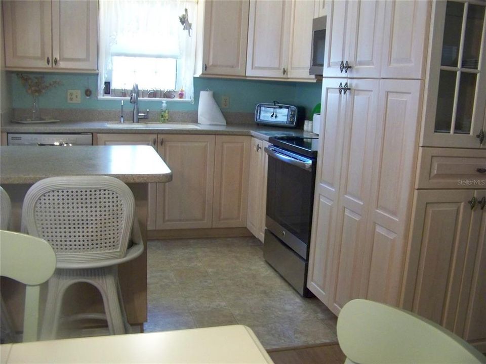 En Venta: $145,000 (2 camas, 1 baños, 998 Pies cuadrados)