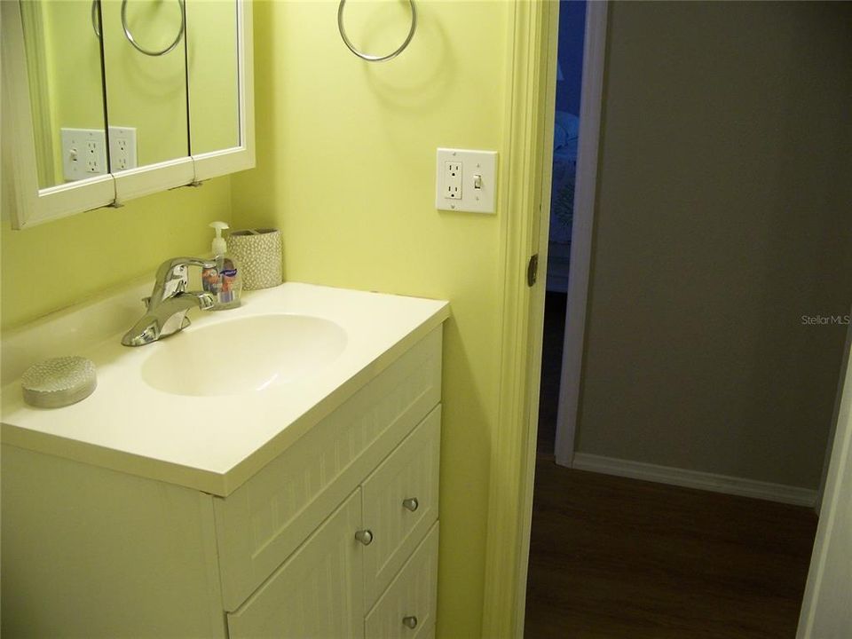 En Venta: $145,000 (2 camas, 1 baños, 998 Pies cuadrados)