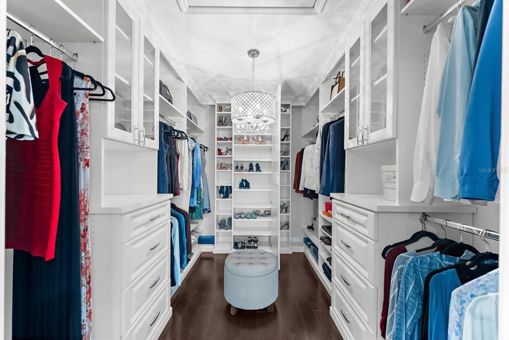 En Venta: $1,200,000 (4 camas, 3 baños, 3090 Pies cuadrados)