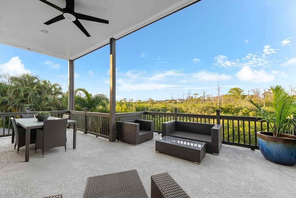 En Venta: $1,200,000 (4 camas, 3 baños, 3090 Pies cuadrados)