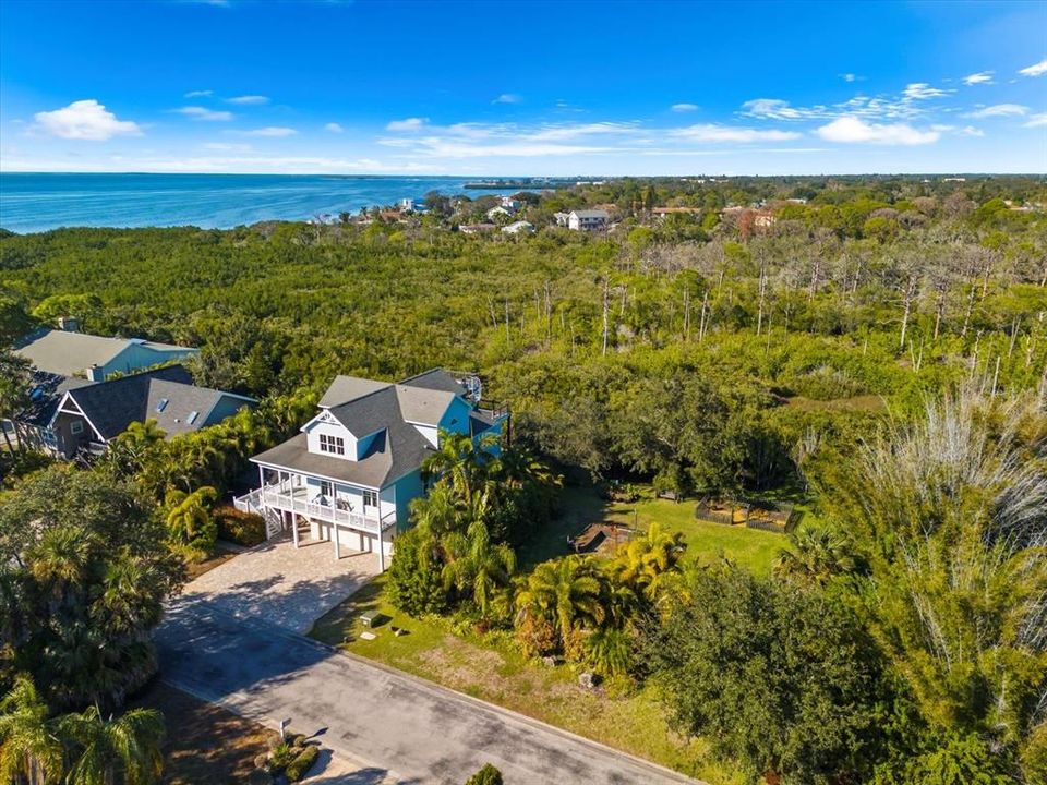 En Venta: $1,200,000 (4 camas, 3 baños, 3090 Pies cuadrados)