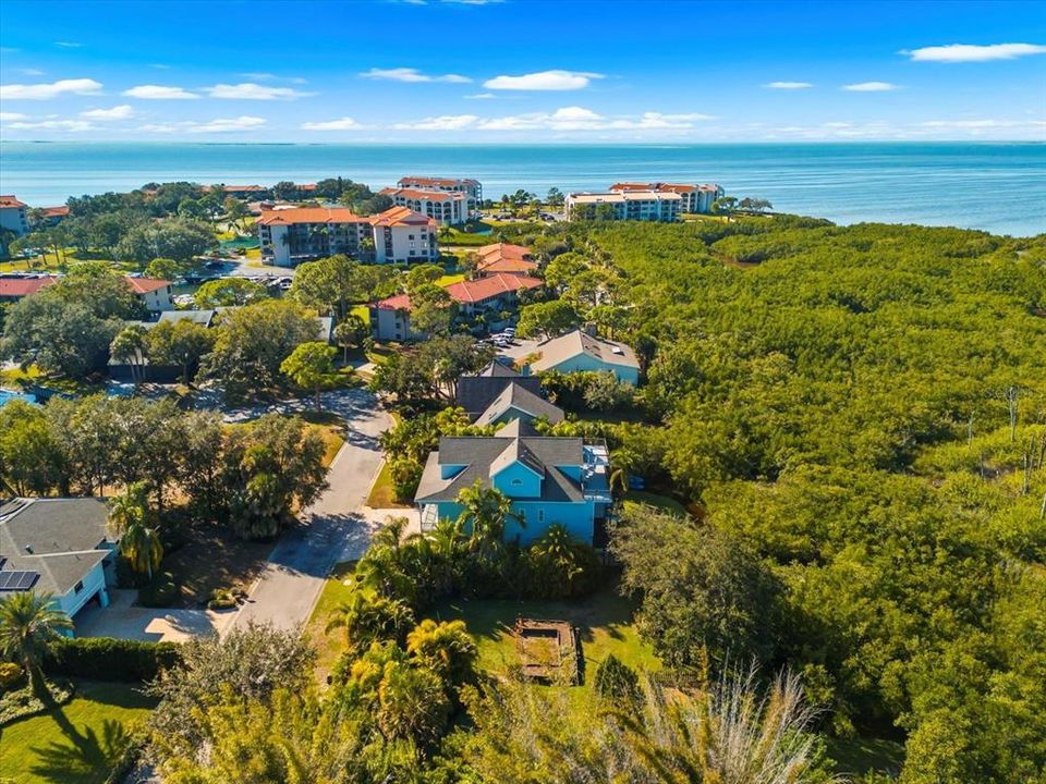 En Venta: $1,200,000 (4 camas, 3 baños, 3090 Pies cuadrados)