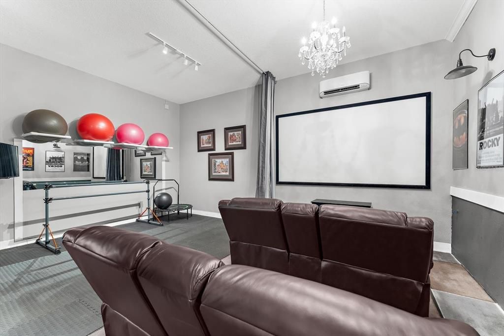 En Venta: $1,200,000 (4 camas, 3 baños, 3090 Pies cuadrados)