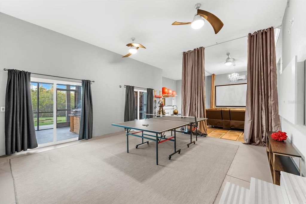 En Venta: $1,200,000 (4 camas, 3 baños, 3090 Pies cuadrados)