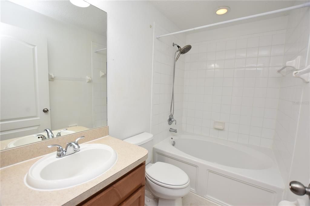 Active With Contract: $199,000 (3 beds, 2 baths, 1302 Square Feet)