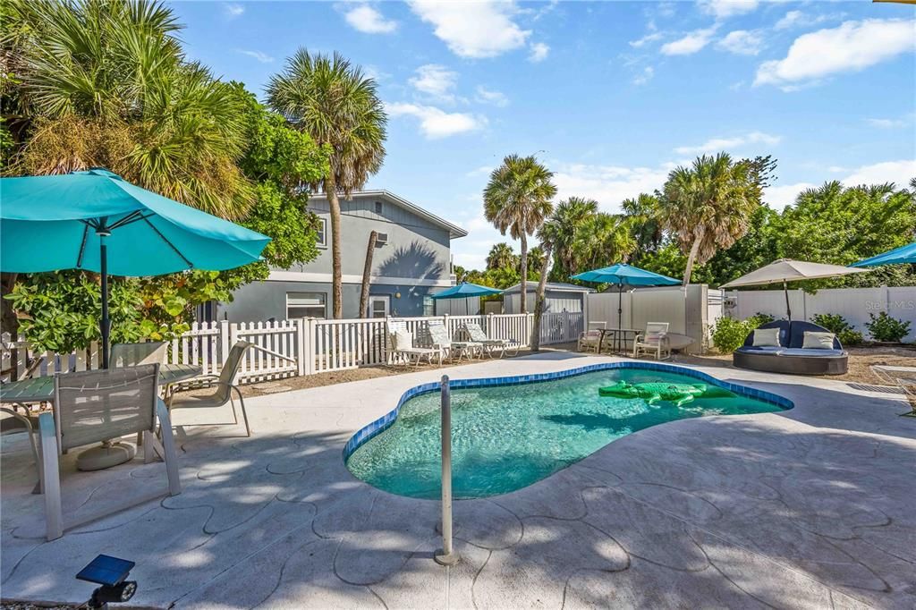 待售: $1,890,000 (6 贝兹, 0 浴室, 3174 平方英尺)