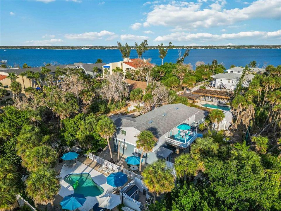 待售: $1,890,000 (6 贝兹, 0 浴室, 3174 平方英尺)